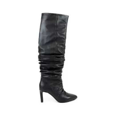 GOLD & ROUGE :: Elsa Black