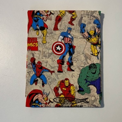 Retalho Super Heroes 50x110cm