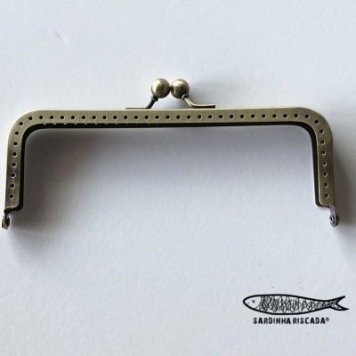 Fecho da avó - Retangular Ouro Velho 15,5cm