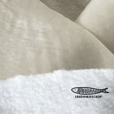 Tela plastificada com manta acrilica