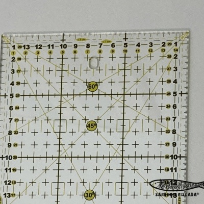 Régua 30 x 15 cm Antiderrapante