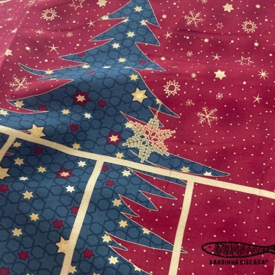 Calendário de Advento - Star Sprinkle Tree on Red