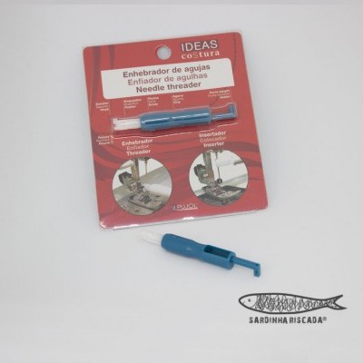 Enfiador de linha e agulha para máquina de costura