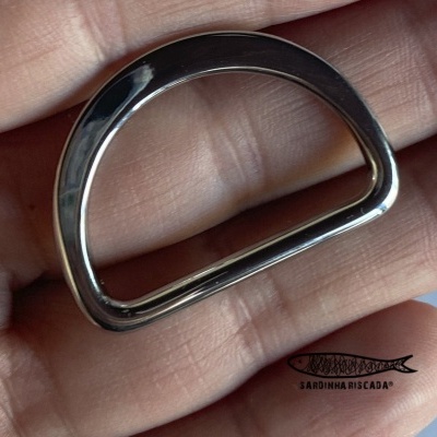 Argola Meia Lua Premium - Prata Argola Meia Lua Premium - Prata