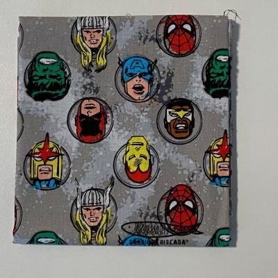 Retalho Vingadores  40 x110cm
