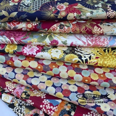 Flores fundo vermelho