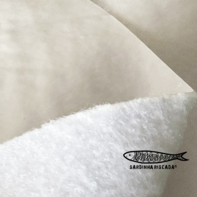 Tela plastificada com manta acrilica