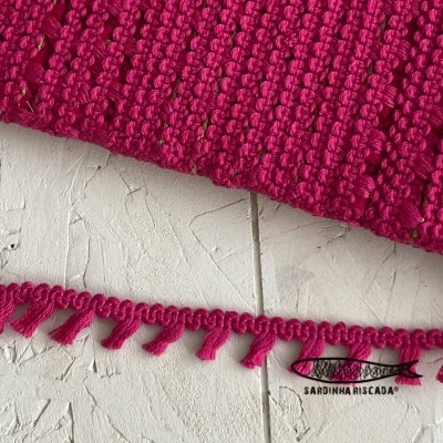 Franja com galão curta