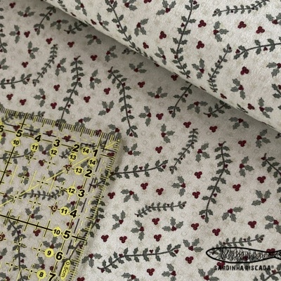 3 Wise Penguins - Holly Cream