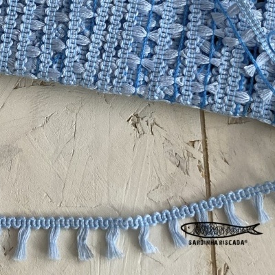 Franja com galão curta