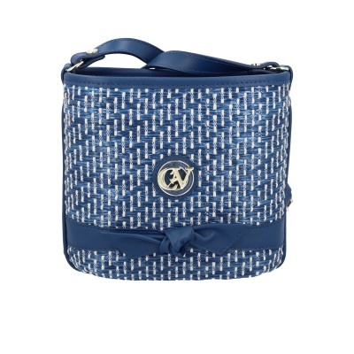 Mala feminina azul trançada com detalhe em couro azul e símbolo dourado