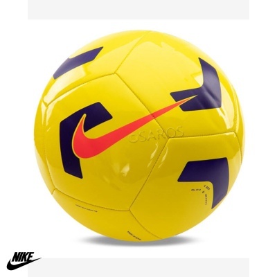 Bola de futebol Nike amarela com padrão geométrico preto e rosa