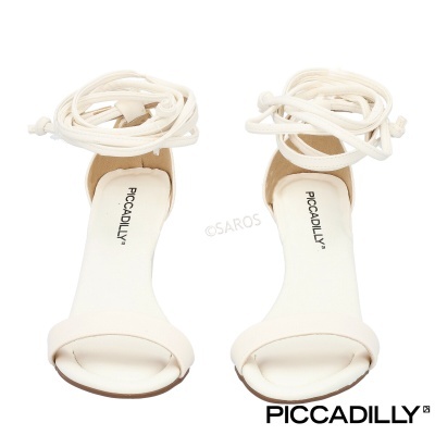 Sandálias brancas da PICCADILLY com tiras para amarrar e salto médio