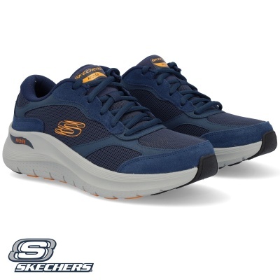 Par de sapatilhas Skechers azuis com sola branca e detalhes em laranja
