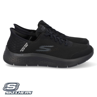 Ténis pretos Skechers Go Walk 5 com malha respirável e sola preta flexível