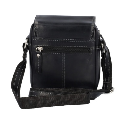 Mala preta em pele com costuras brancas e alça ajustável