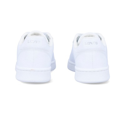 Sapatilhas brancas Levis vistas de trás com logo em relevo