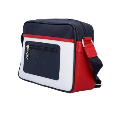 Mala tiracolo em azul, branco e vermelho com bolso frontal e relevo de cavalo