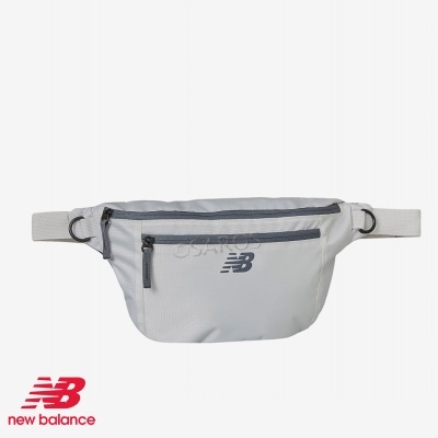 Bolsa de cintura cinza claro New Balance com fechos pretos e logótipo fronta