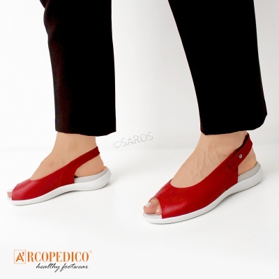 Sandálias vermelhas ArcoPedico em couro com sola branca