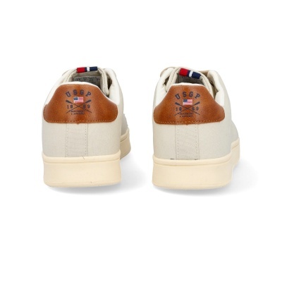 Sapatilhas USGP bege com detalhes em couro castanho e logótipo azul na parte traseira.