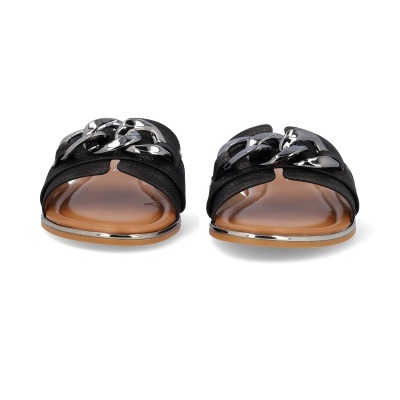 Chinelos femininos pretos com corrente metálica prateada