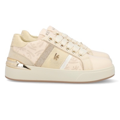 Ténis creme com detalhes dourados e sola branca