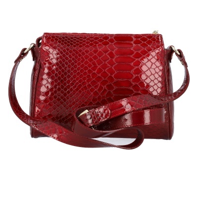 Mala de ombro vermelha padrão pele de cobra com fecho dourado