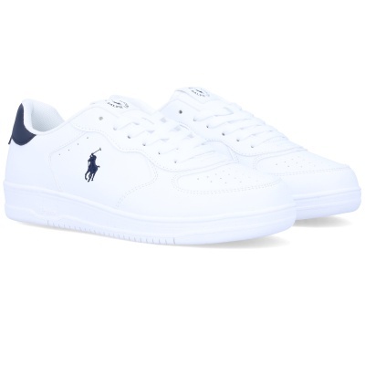 Ténis brancos com logótipo azul escuro do cavalo a cavalo e detalhes em azul no calcanhar