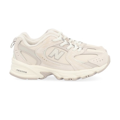 Ténis desportivos New Balance bege com detalhes em camurça e sola branca