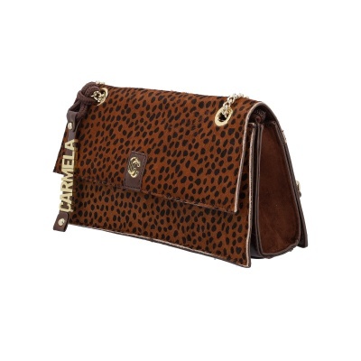 Mala carteira animal print castanho e preto com detalhe em correntes douradas e pendente CAR MELA