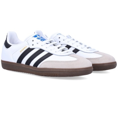 Tênis Adidas Samba branco com riscas pretas e sola castanha