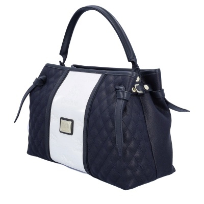 Mala de mão azul escuro e branco com alça única e logo Cavalinho