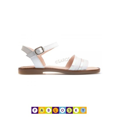 Sandália branca de couro com fivela e sola castanha