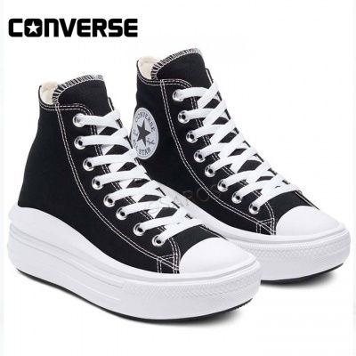 Ténis Converse All Star pretos com sola grossa branca
