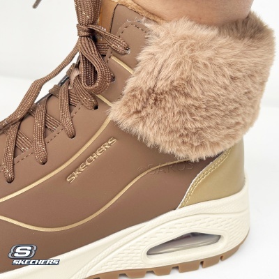 Bota Skechers castanha com pelúcia castanha clara
