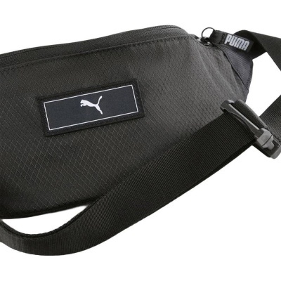 Bolsa preta da PUMA com padrão geométrico e alça ajustável