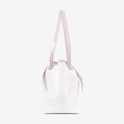 Mala de mão branca com alças lilás