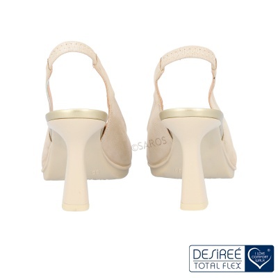 Sandálias femininas bege com salto bloco alto e tiras ajustáveis em tecido perfurado