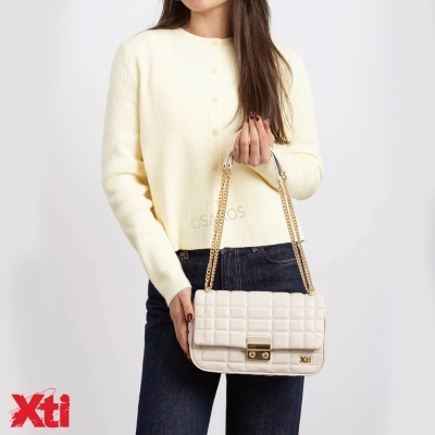 Mala de mão branca acolchoada com corrente dourada Xti