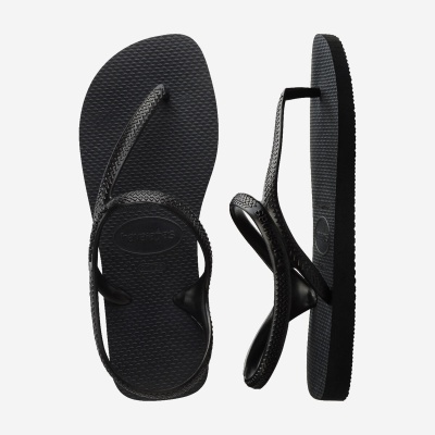 Sandálias havaianas pretas em borracha com tiras finas texturizadas