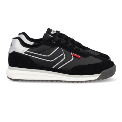 Ténis desportivos pretos e brancos com detalhes cinzentos