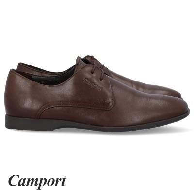 Sapatos castanhos de pele com atacadores da marca Camport