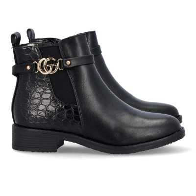 Botas pretas de pele sintética com textura e detalhes dourados