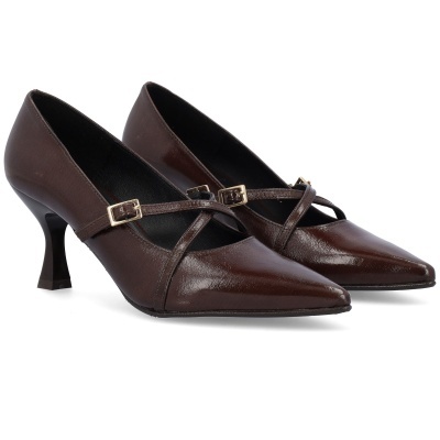 Sapatos de salto médio castanhos com tira cruzada e fivela dourada
