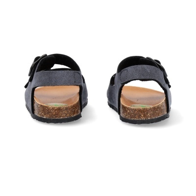 Sandálias pretas com sola de cortiça vistas de trás