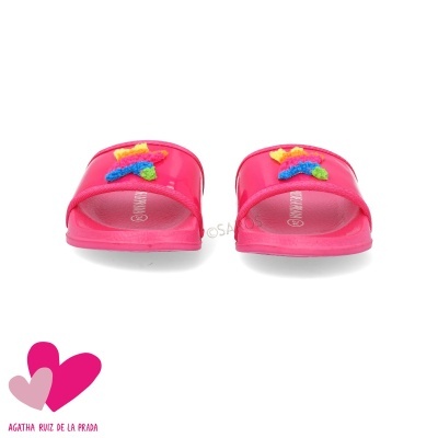 Chinelos cor-de-rosa com detalhe colorido em pelúcia e logótipo Agatha Ruiz de la Prada