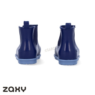 Botas de borracha azuis com sola azul