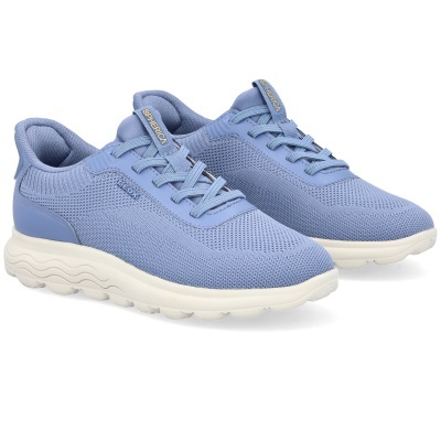 Sapatilhas desportivas azuis com sola branca e etiquetas SPHERICA e GEOX