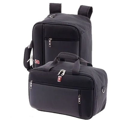 Conjunto de duas malas pretas com zíperes metálicos e etiquetas vermelhas com logotipo branco